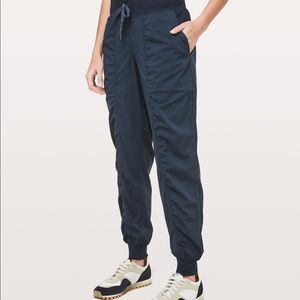 Lululemon dance studio jogger - navy blue: 4